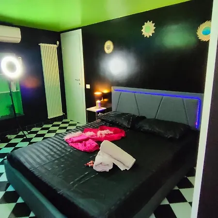 Secret Apartment *